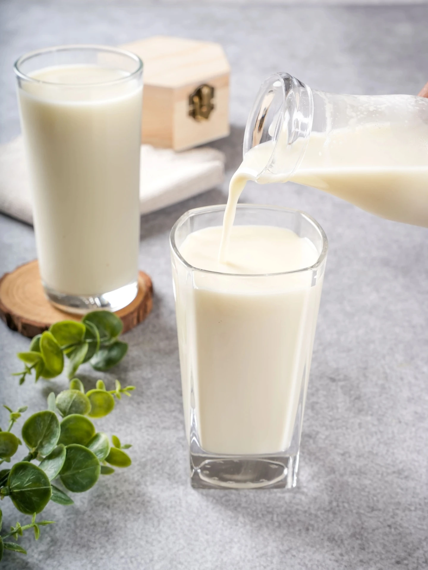 Fresh A2 Gir Cow Milk in a glass - Krishndev Dairy Farm